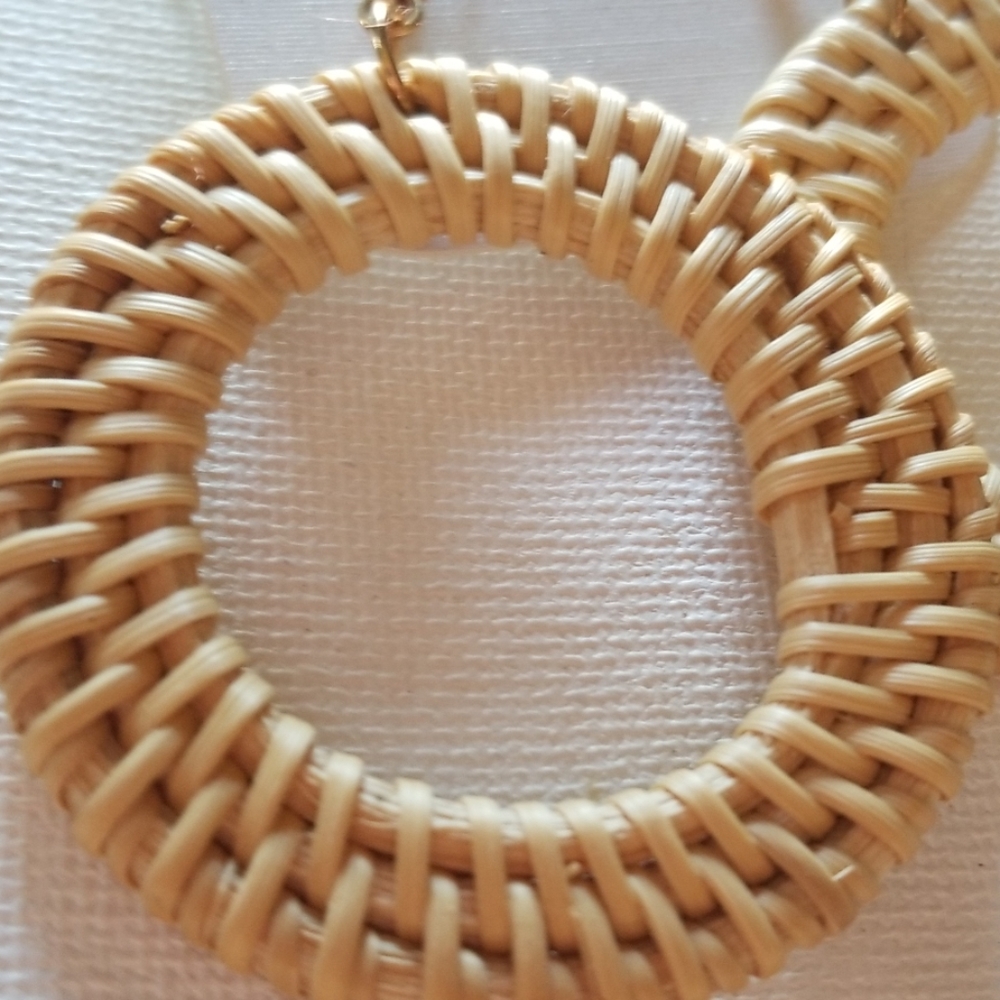 New! Giramoda Bijoux Natural Earrings - Picture 2 of 5